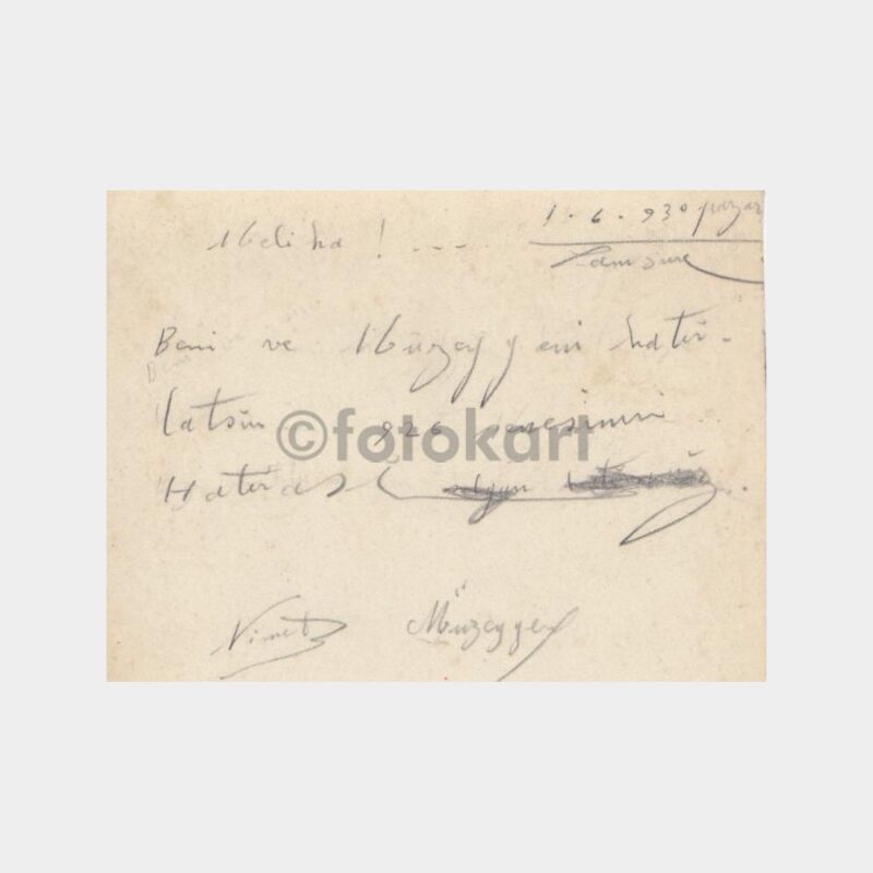1926 Şapkalı Okuyan Kızlar Fotoğraf - Görsel 2