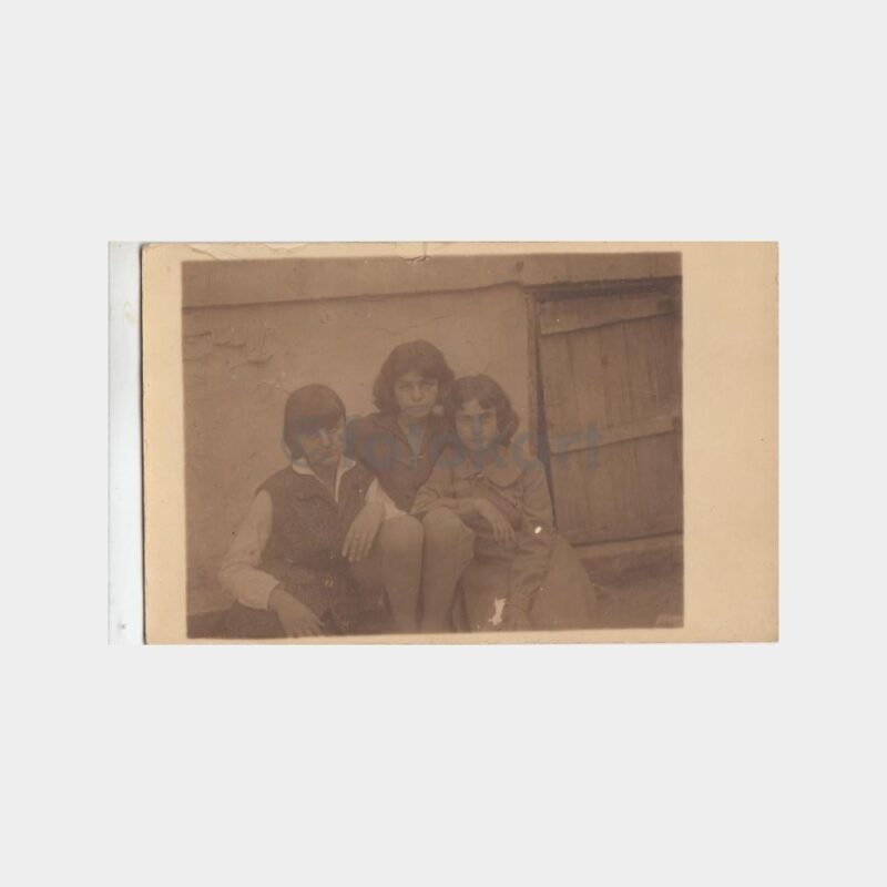 1932 Üç Genç Kız Arkadaş Fotoğraf