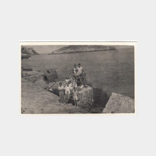 1951 Amasra Sahilde Grup Fotoğrafı