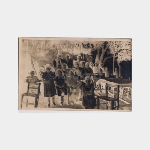 1930 Çay Bahçesinde Grup Konulu -Negatif Baskı- Fotoğraf
