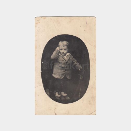 1933 Çocuk Giyimi Konulu Fotoğraf