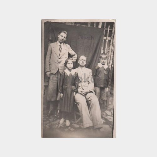 1940 Dış Mekan Baba Kardeş Çocuklar Konulu Fotoğraf