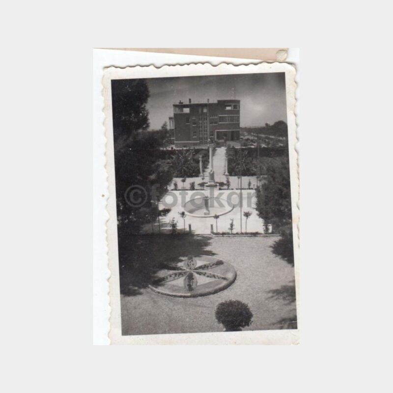 1940 İzmir Okul Bahçesi Konulu Fotoğraf