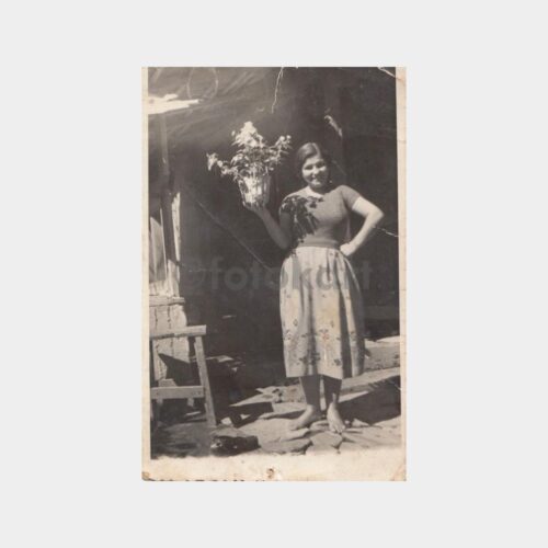 1954 Üsküp Türk Kızı Konulu Fotoğraf