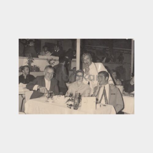 1970 Yemek Eğlence Kültürü Konulu Fotoğrafı