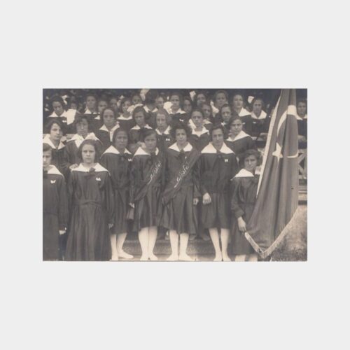 1926 Bayram Tören Grubu Kız Öğrenciler Fotoğraf