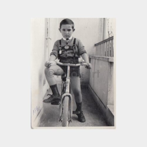 1960 Bisikletli Çocuk Konulu Fotoğraf