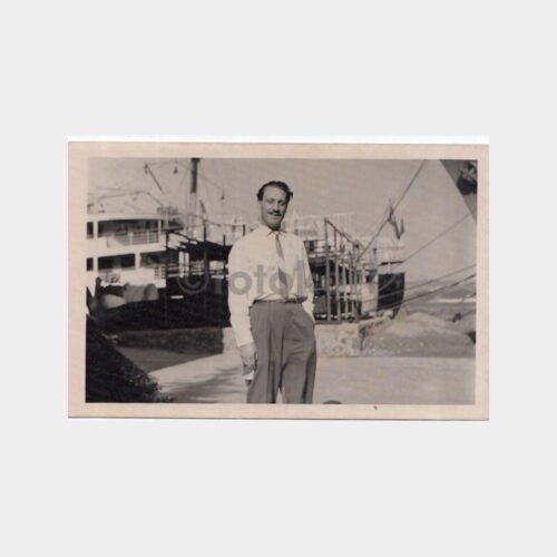 1960 Boğaziçi Kuruçeşme Rıhtımı Vapur Konulu Fotoğraf