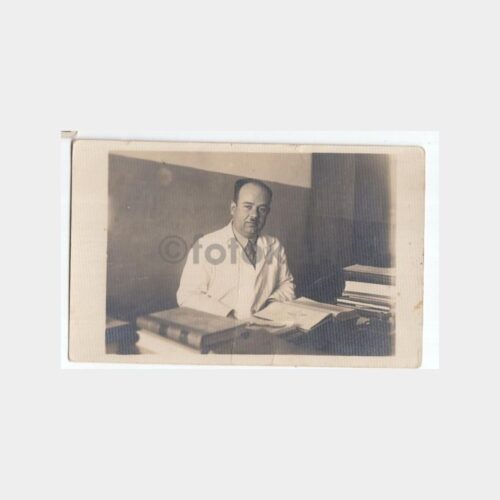 Doktor Masasında Konulu Fotoğraf