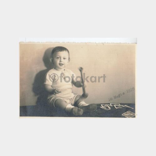 1939 Foto Kartal - Çocuk Oyuncak Konulu Fotoğraf