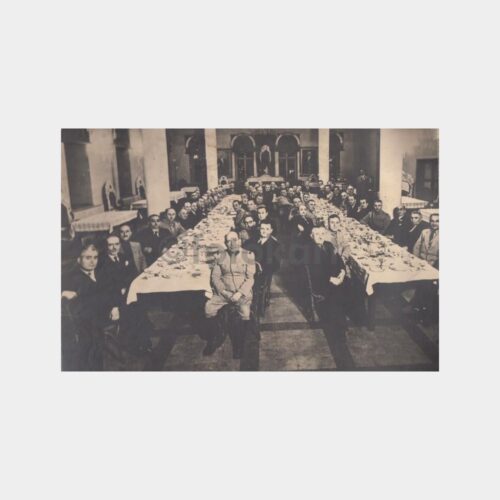 1945 İstanbul Belediyesi İftar Yemeği Konulu Fotoğraf