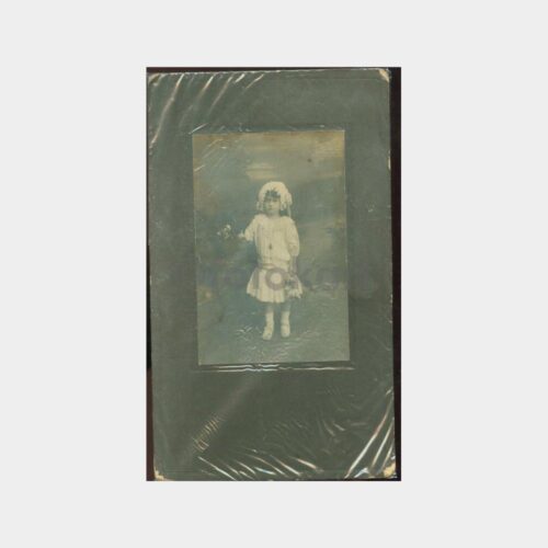 1910 Kız Çocuk Giyim Konulu Fotoğraf