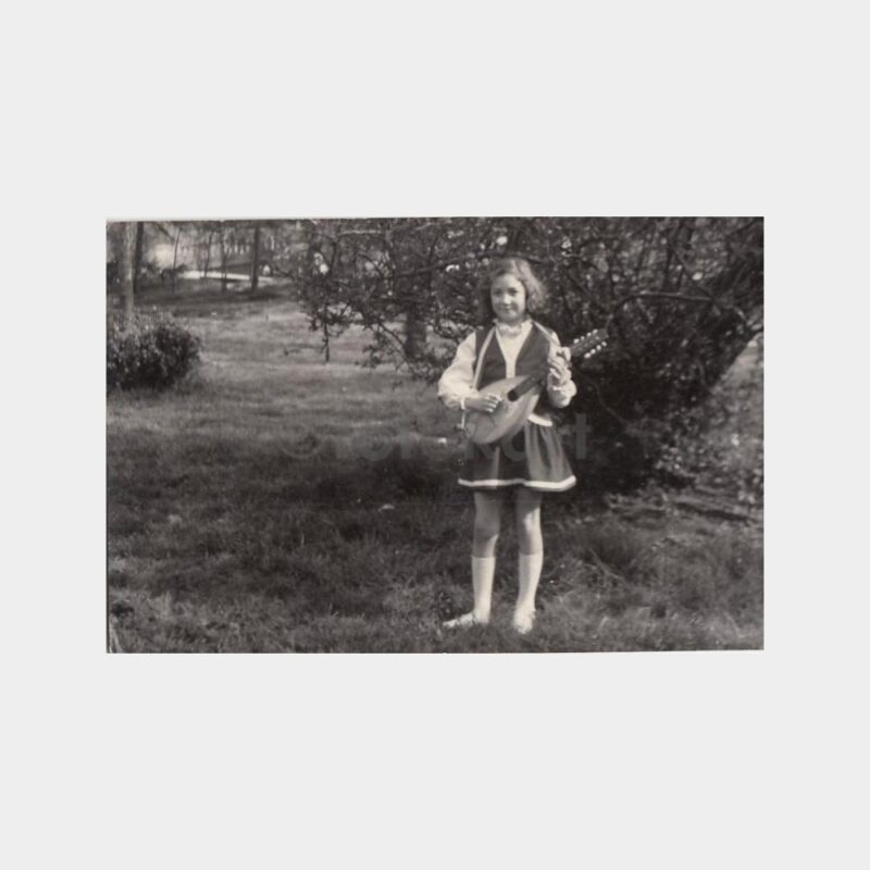 1960 Mandolinli Kız Müzik Konulu Fotoğraf