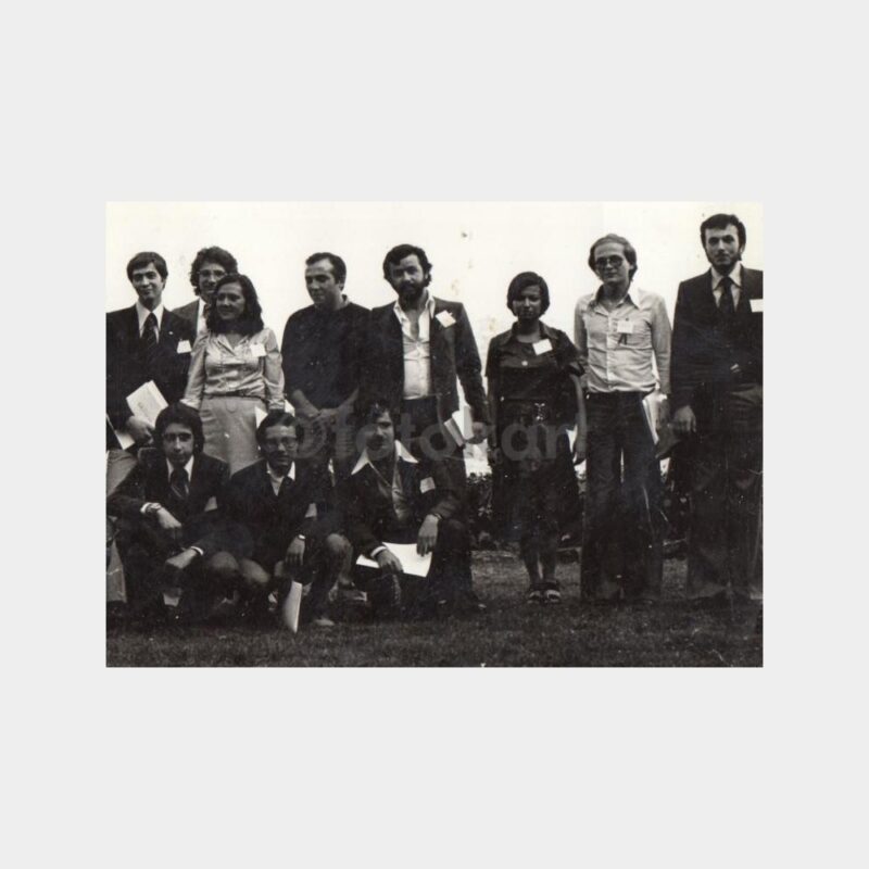 1975 Okul Üniversite Grubu Konulu Fotoğraf - Görsel 3