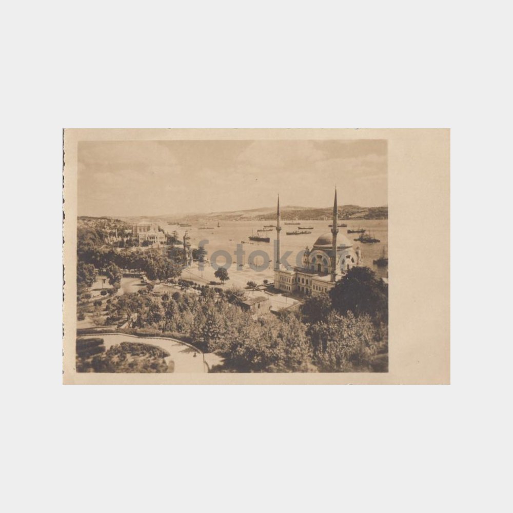 1960 İstanbul Dolmabahçe Boğaziçi Görünüş Kartpostal