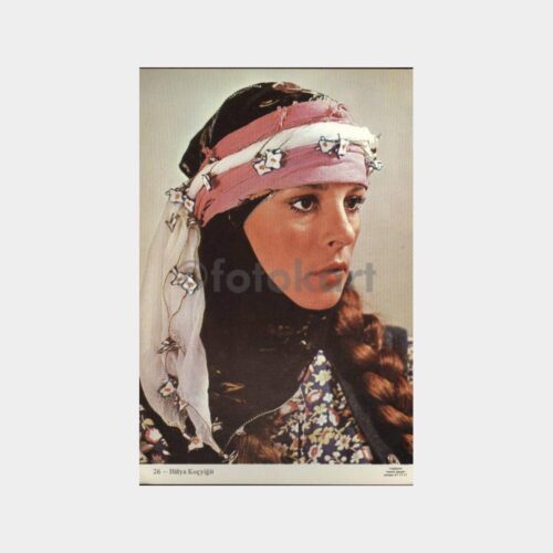 Hülya Koçyiğit Konulu Kartpostal