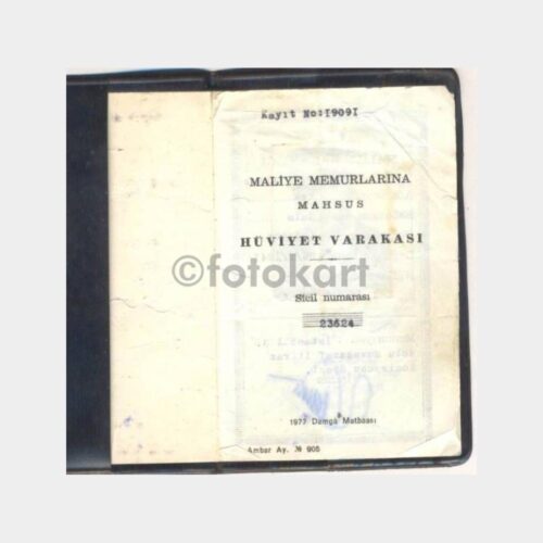 Maliye Memurlarına Mahsus Hüviyet Varakası