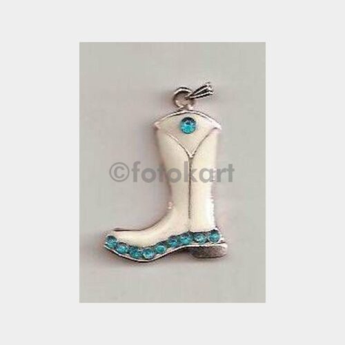 Beyaz Taşlı Çizme Şeklinde Kolye Ucu