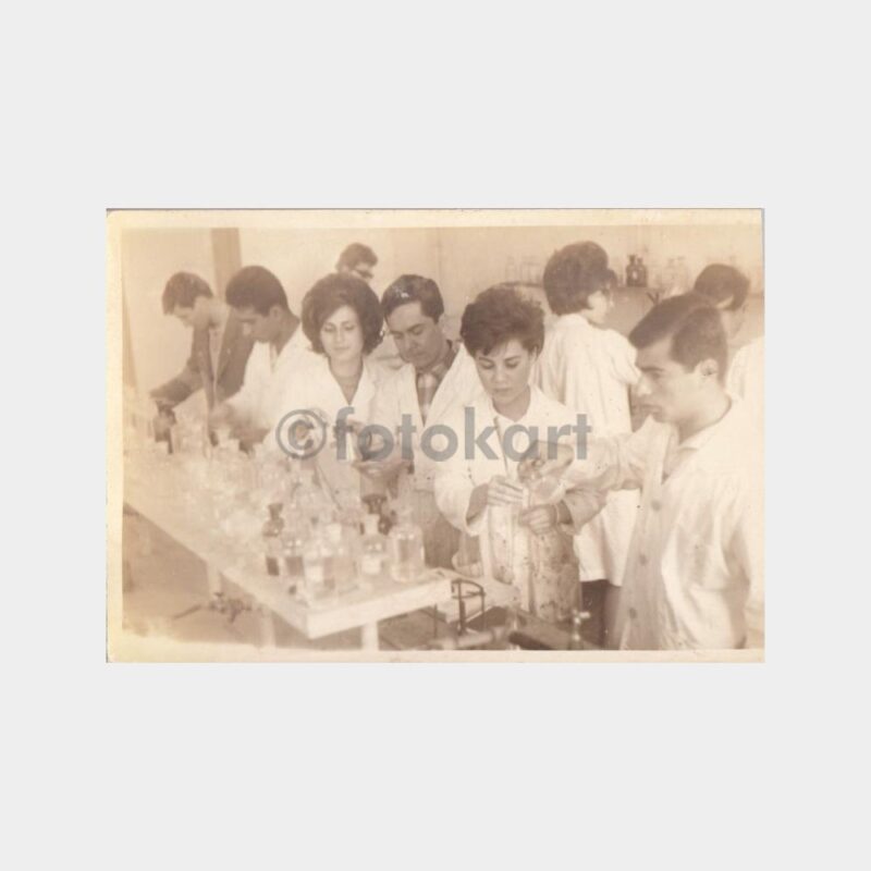 eczacilik-ogrenciler-03