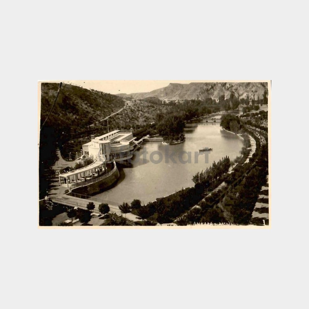 uruna474_1763221011_1_1