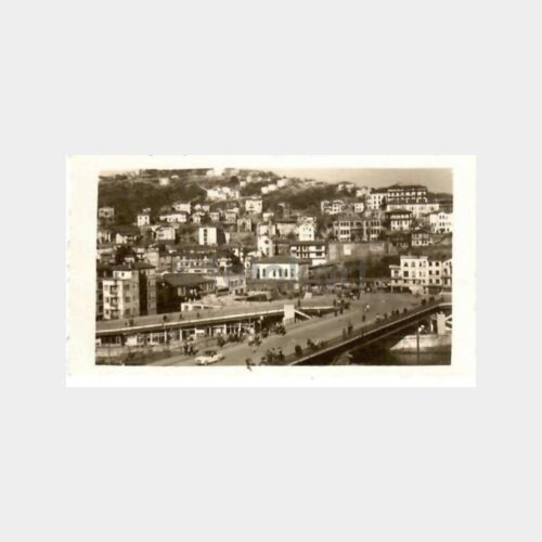 uruna194_1764940775_1_1