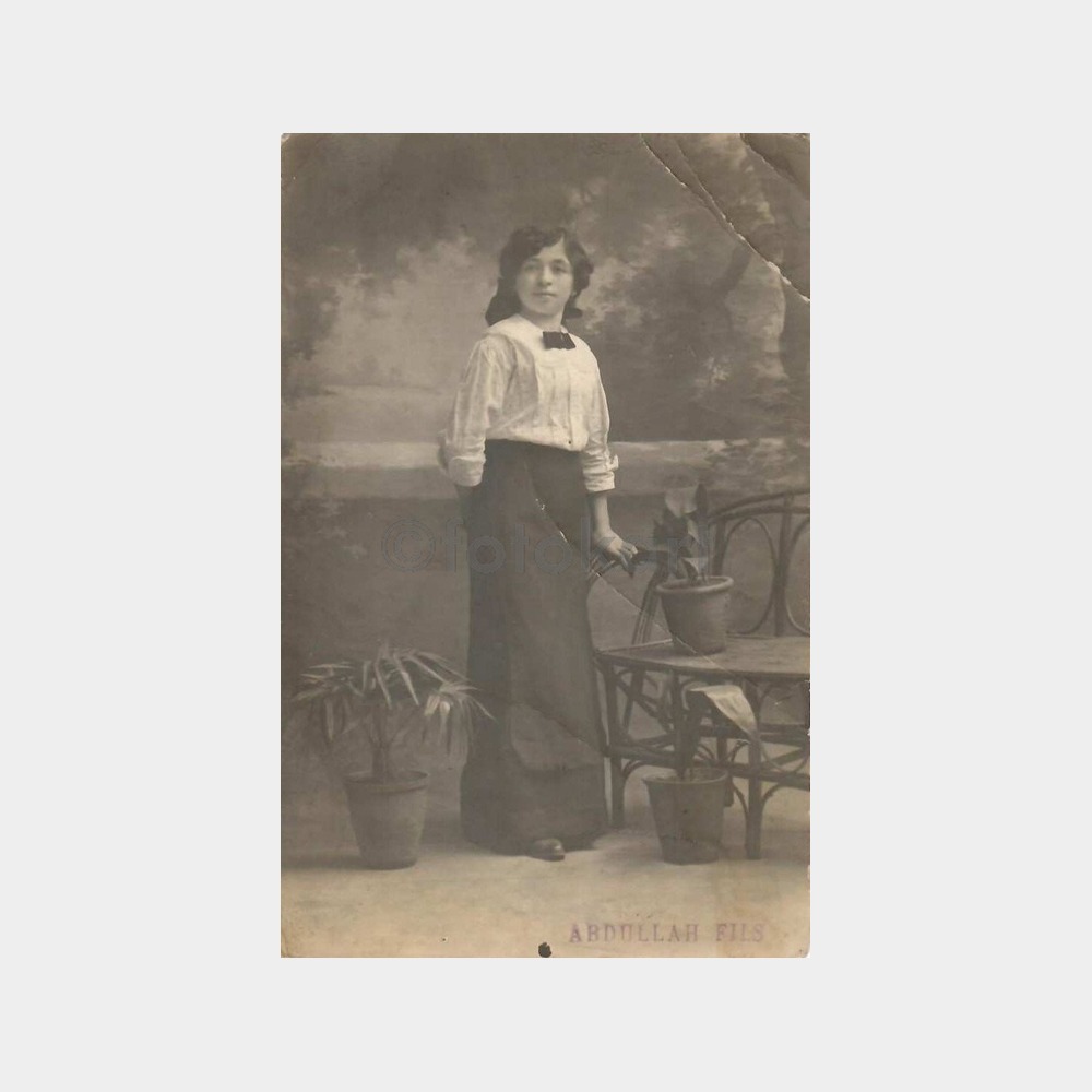 Abdullah Biraderler 1329 Tarihli Genç Kız Fotoğraf