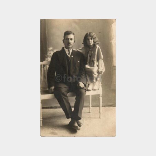 Beyefendi ve Küçük Kız Stüdyo Fotoğraf