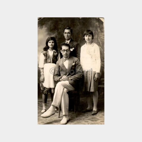 Beyefendiler ve Genç Kadınlar Stüdyo Fotoğraf