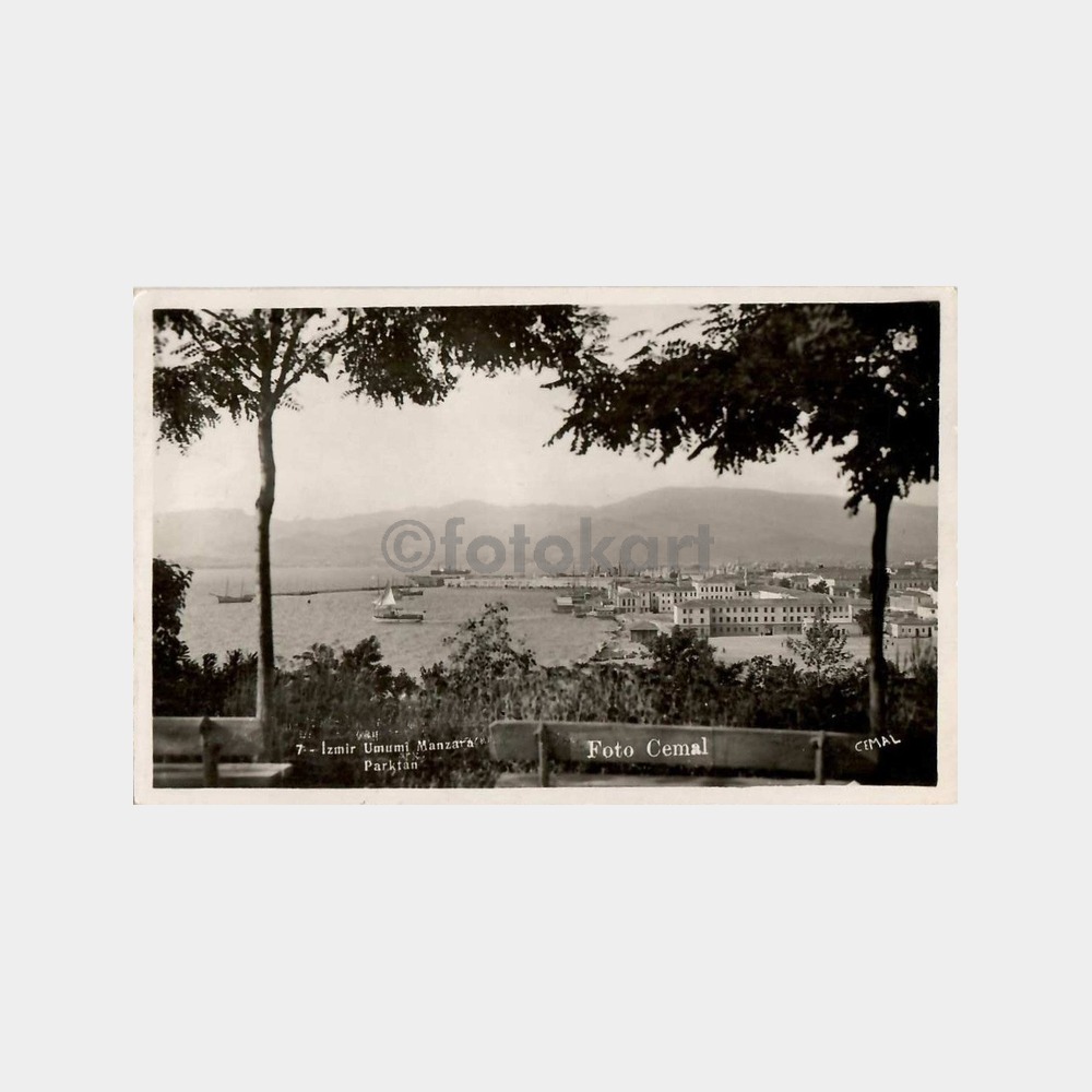 İzmir Genel Görünüş - Foto Cemal Nadir Fotokart