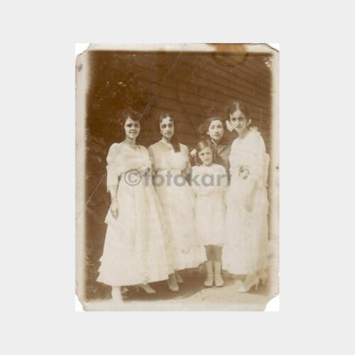 Kadınlar Dış Mekan Fotoğraf