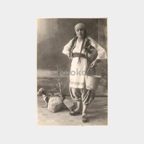 Testili Kadın Stüdyo Fotoğraf