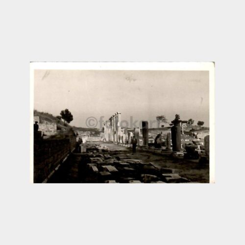1950 Bergama Asklepion Konulu Fotoğraf