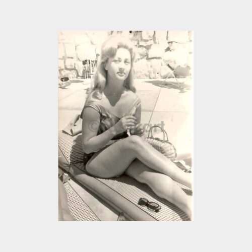 1963 Eden Roc Hotel Plajı Kadın Fotoğraf