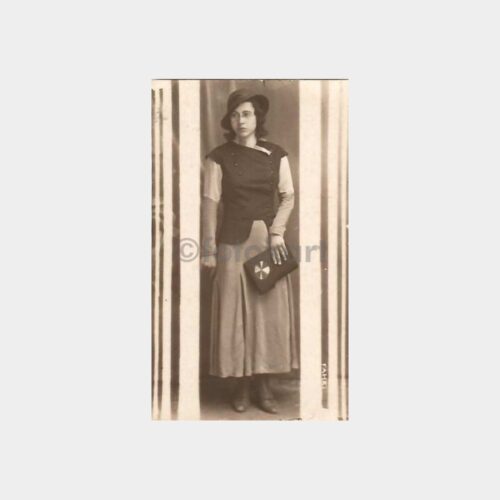 Foto Fahri İzmit - Şapkalı ve Çantalı Kadın Fotoğraf