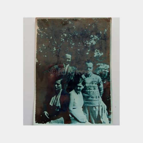 Gezide İki Çift Büyük Boy Fotoğraf