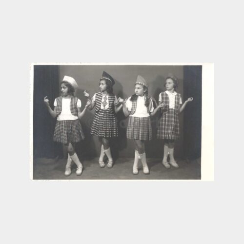 İlkokul Müsameresi Kız Öğrenciler Fotoğraf