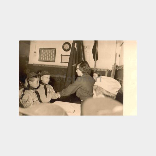 1957 İzci Çocuklar Öğretmenleriyle 2 Adet Fotoğraf