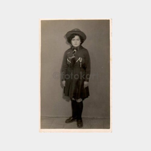 İzci Kız - Foto İstanbul Fatih Stüdyo Fotoğrafı