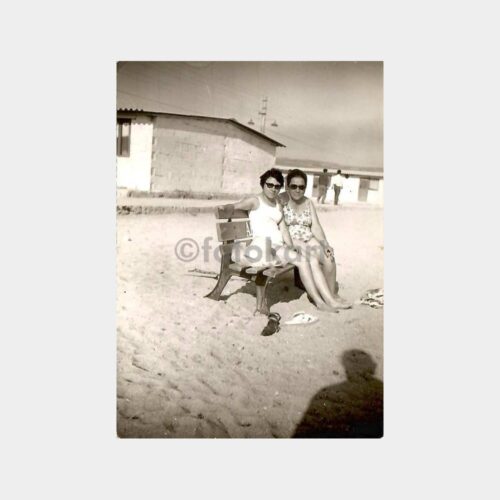 Plajda Kadınlar Fotoğraf