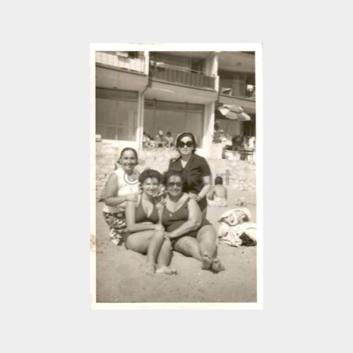 Plajda Kadınlar Fotoğraf