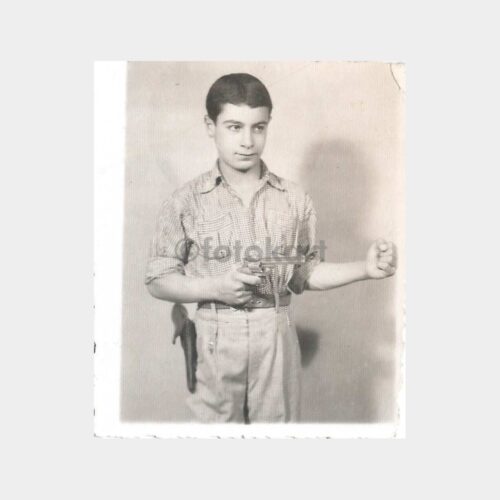 1942 Silahlı Çocuk Malatya Hatırası Fotoğraf