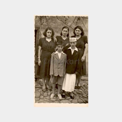 1947 Sünnet Çocuğu Ailesiyle Fotoğraf