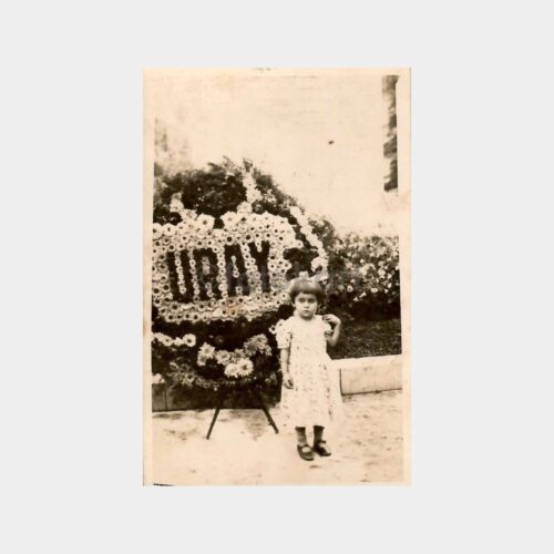 Uray (Belediye) Çelenk ve Çocuk Fotoğraf