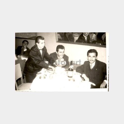 1963 Amasya Çiçek Lokantası Hatıra Fotoğrafı
