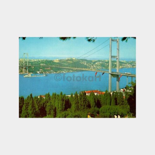 Boğaziçi Köprüsü Karton Baskı Bayraklı Kartpostal