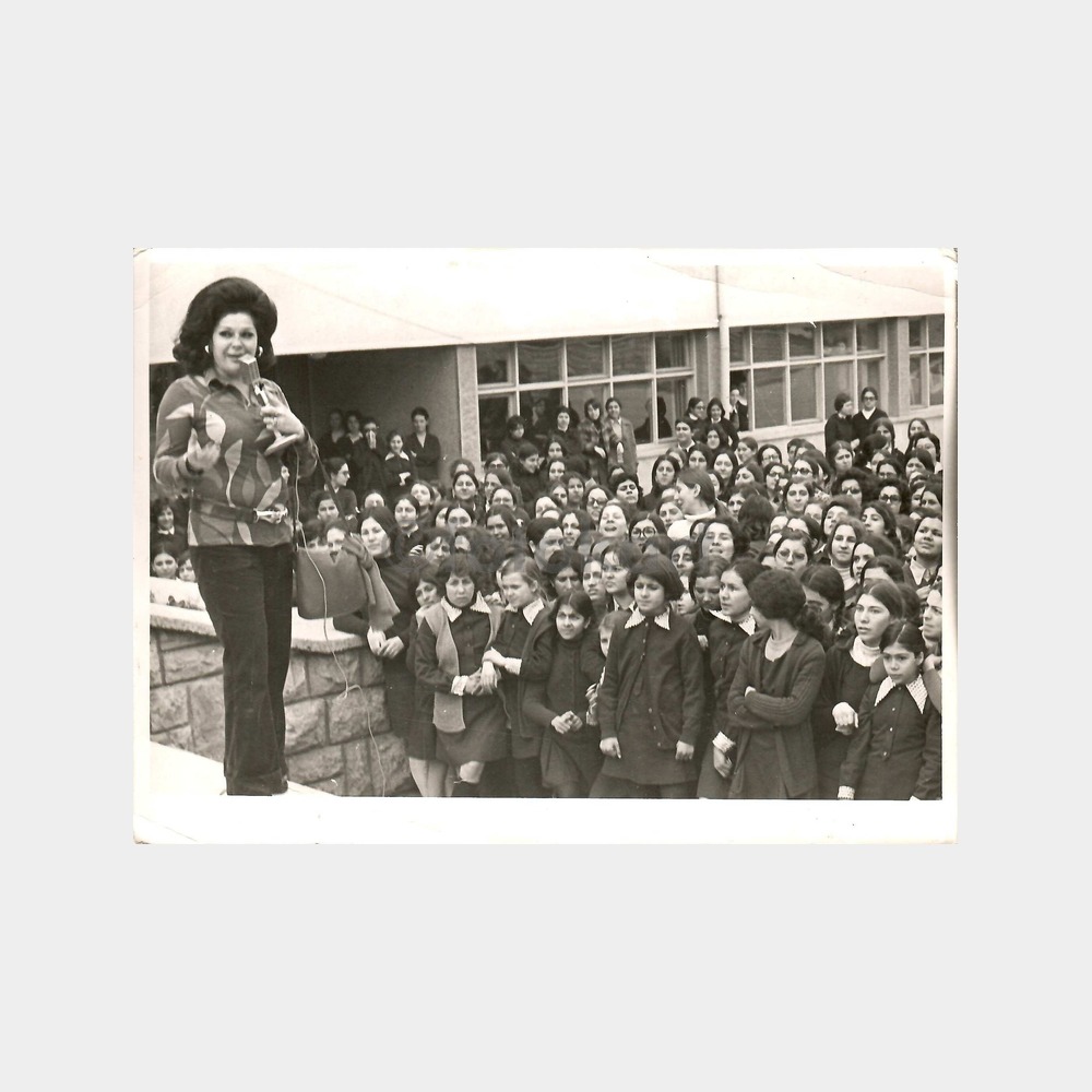 1975 Çamlıca Kız Lisesi 8 Adet Fotoğraf - Görsel 6