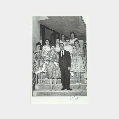 1950 Değişik Giysili Kadınlar Fotoğraf