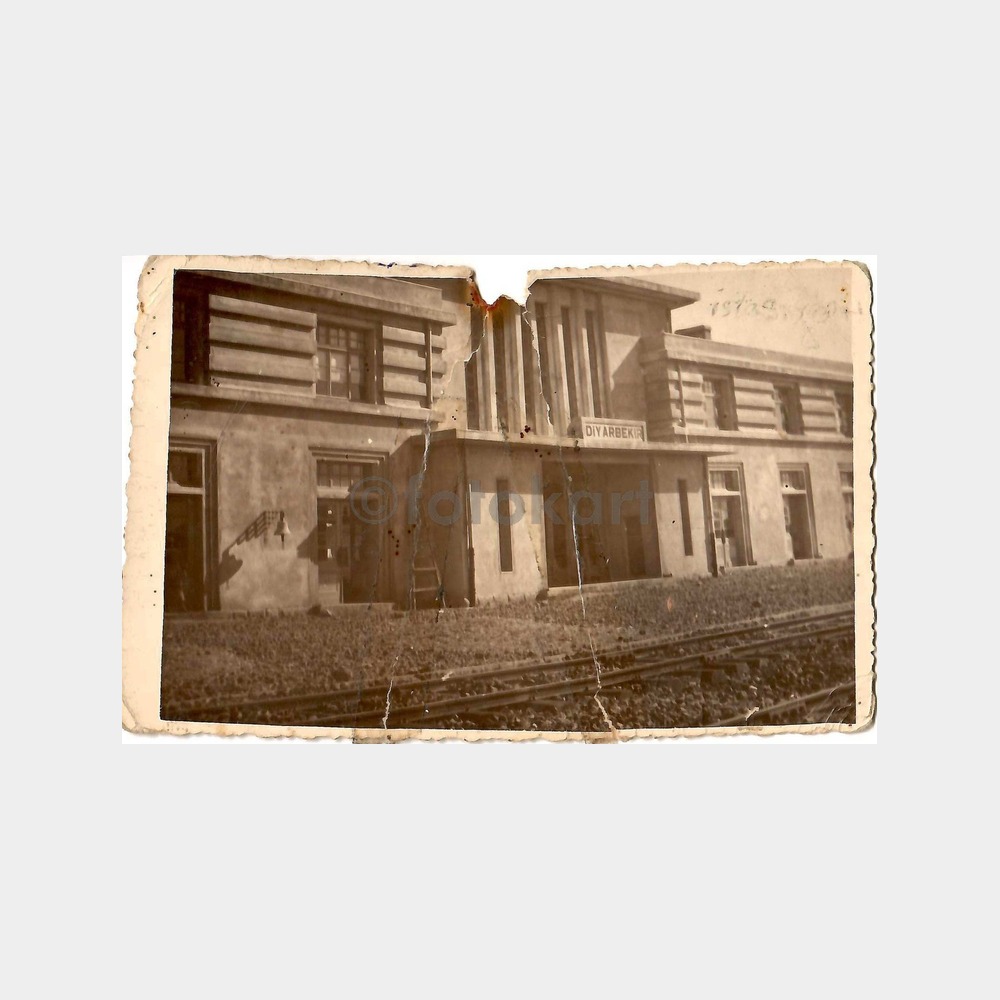 Diyarbakır İstasyon Binası Tamirli Fotoğraf
