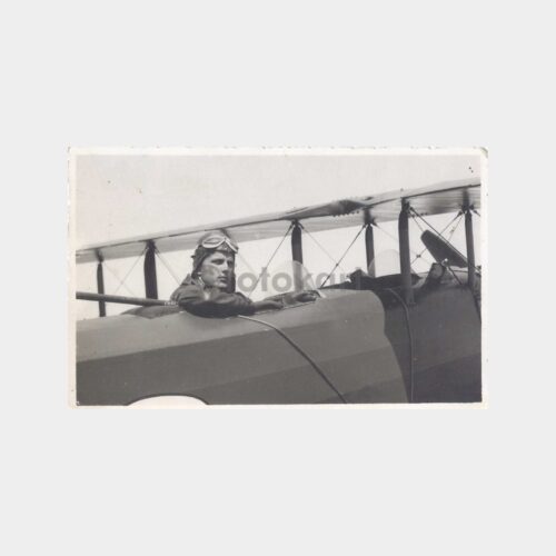 1938 Eski Uçak ve Pilot Konulu Fotoğraf