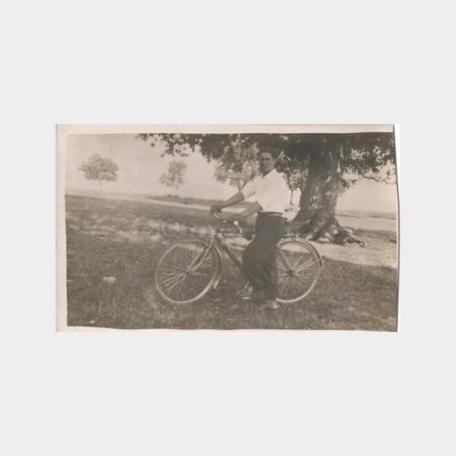 1935 Fenerbahçe Bisikletli Genç Fotoğraf